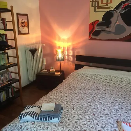 Casa Πανσιόν *